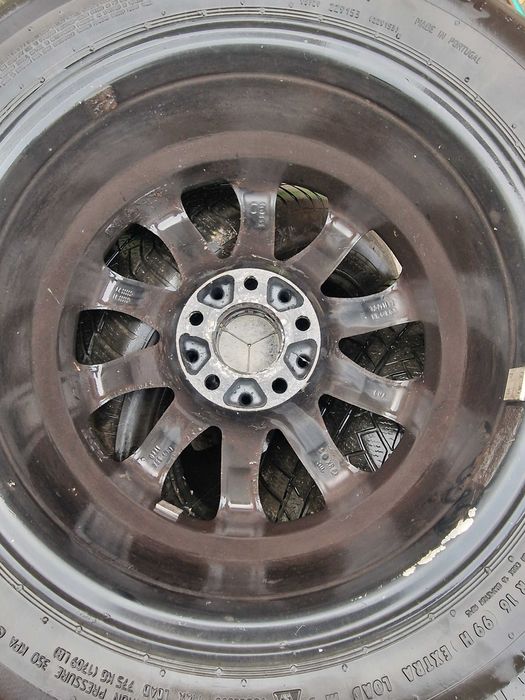 Vând Jante cu Anvelope 225/55/16 iarnă