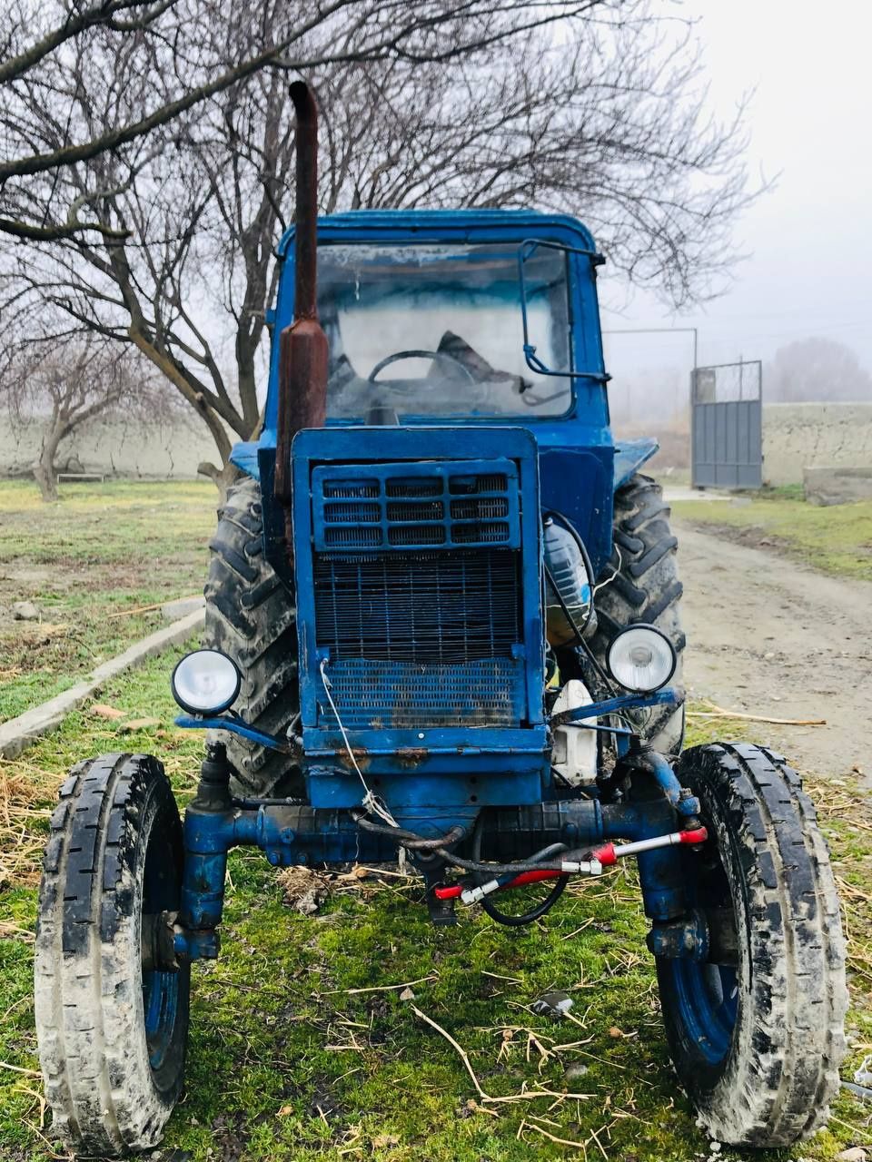 Traktor Belarus 80