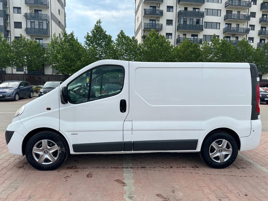 Opel Vivaro 2012 Euro 5  AC 115cp