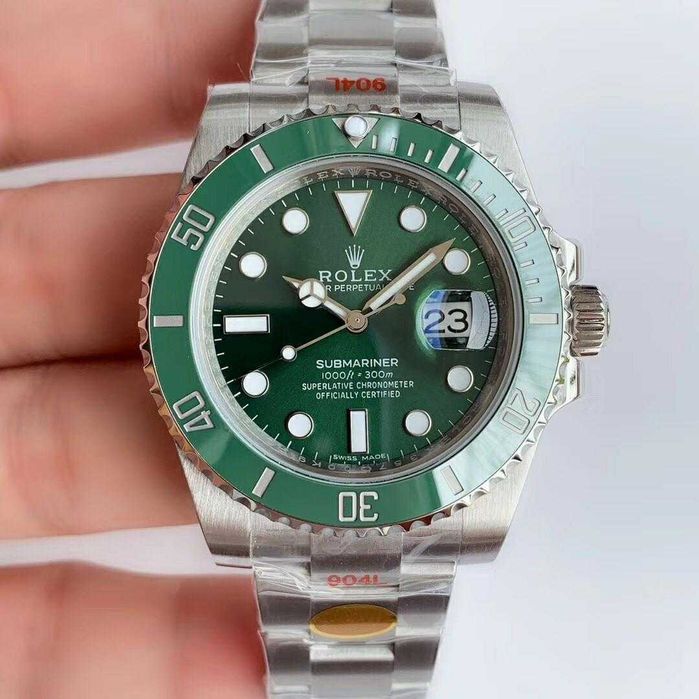 Rolex submariner automatic date green silver edition 41 mm