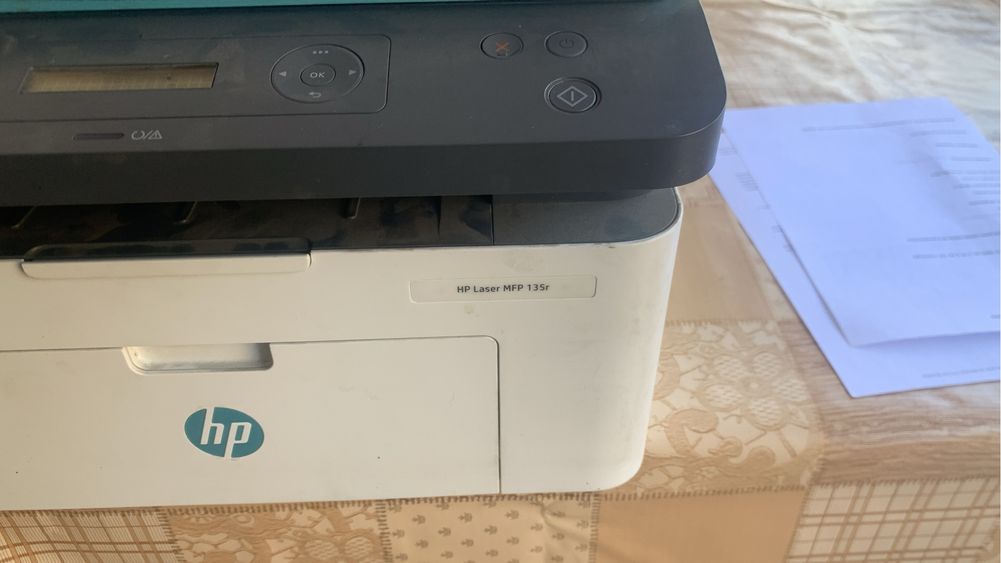 Imprimantă HP 135r