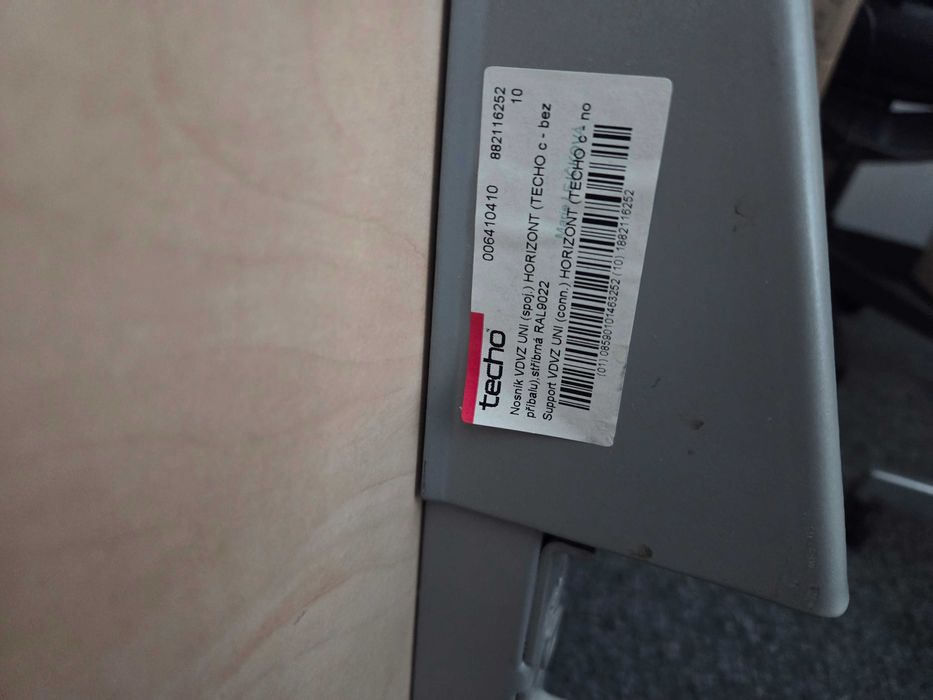 Продавам бюро - 180*80 - 2бр