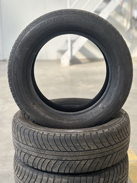 Amvelopa Bridgestone Blizzak LM001 205 60 R16