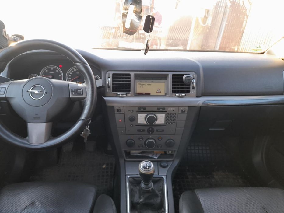 Vând Vectra c motor 1.9