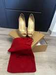 Pantofi Christian Louboutin o singură purtare