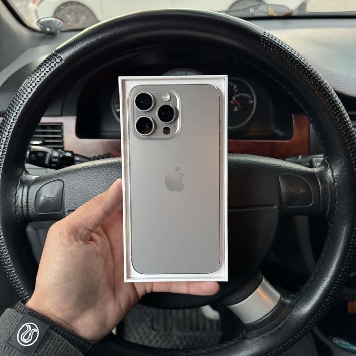 Iphone 15 pro max 256 gb 90% Natural Titanium