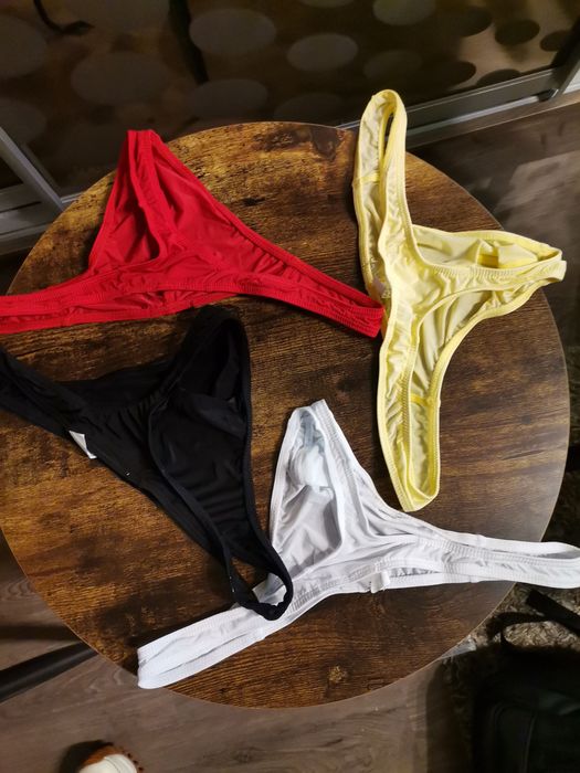 Vand   chiloți tanga pt bărbați