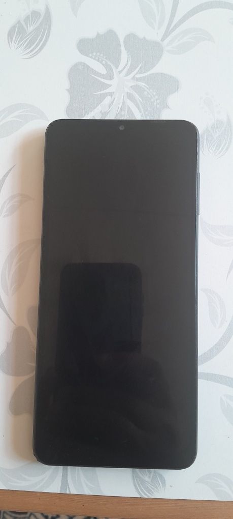 Samsung a12 sotiladi 4 64