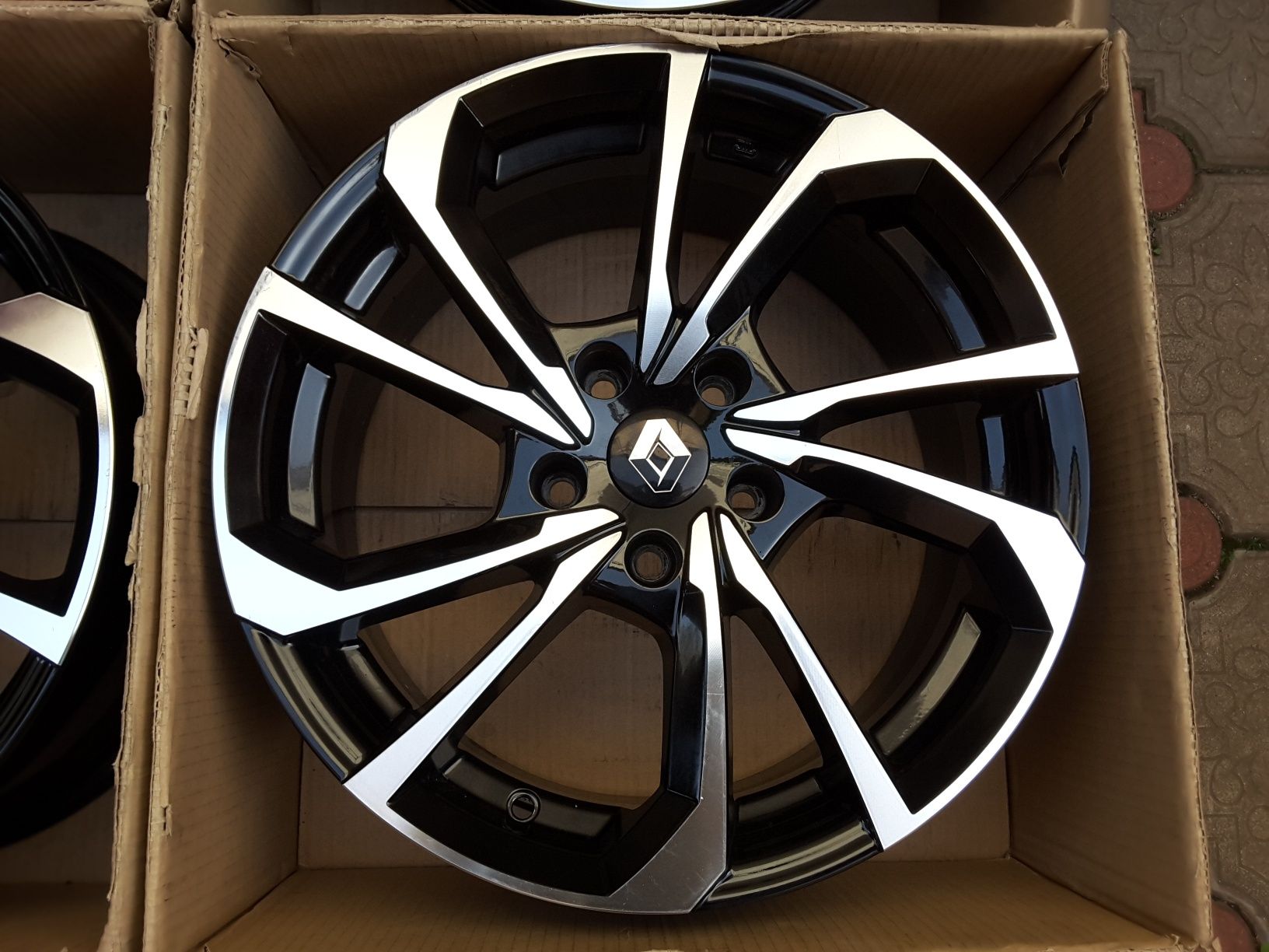 jante aliaj 17; 5x114,3; Renault Captur, Kadjar,Koleos,Talisman,Duster