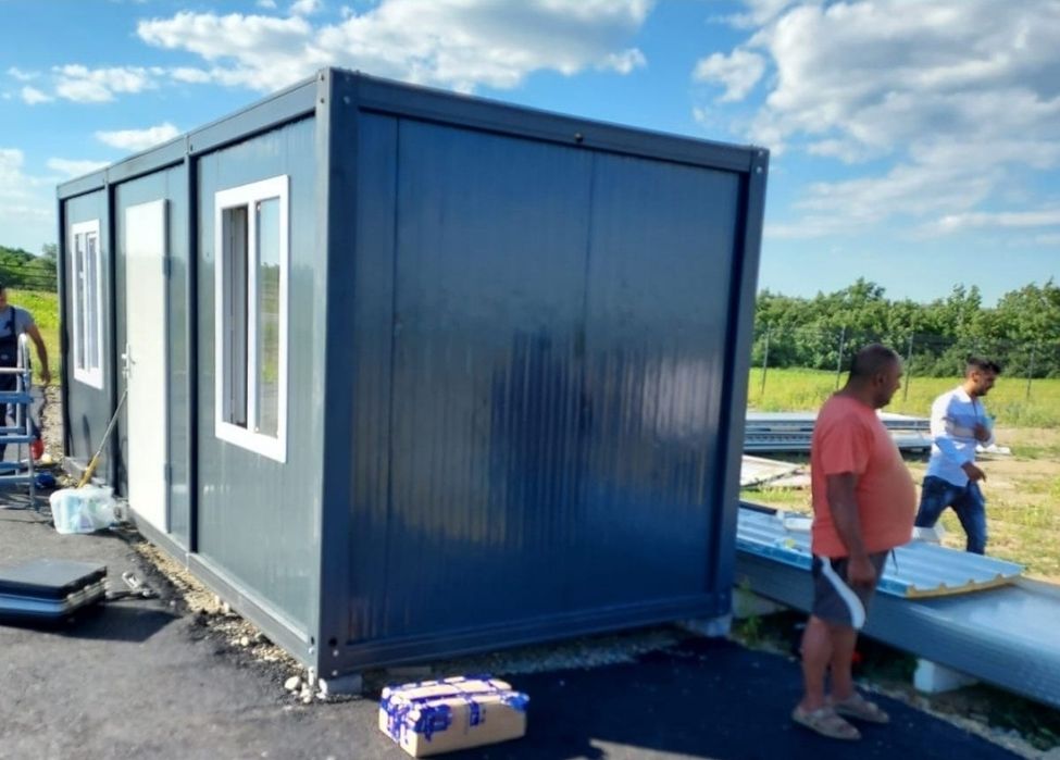 Producători containere pe orice dimensiune. Container vitrina , Contai