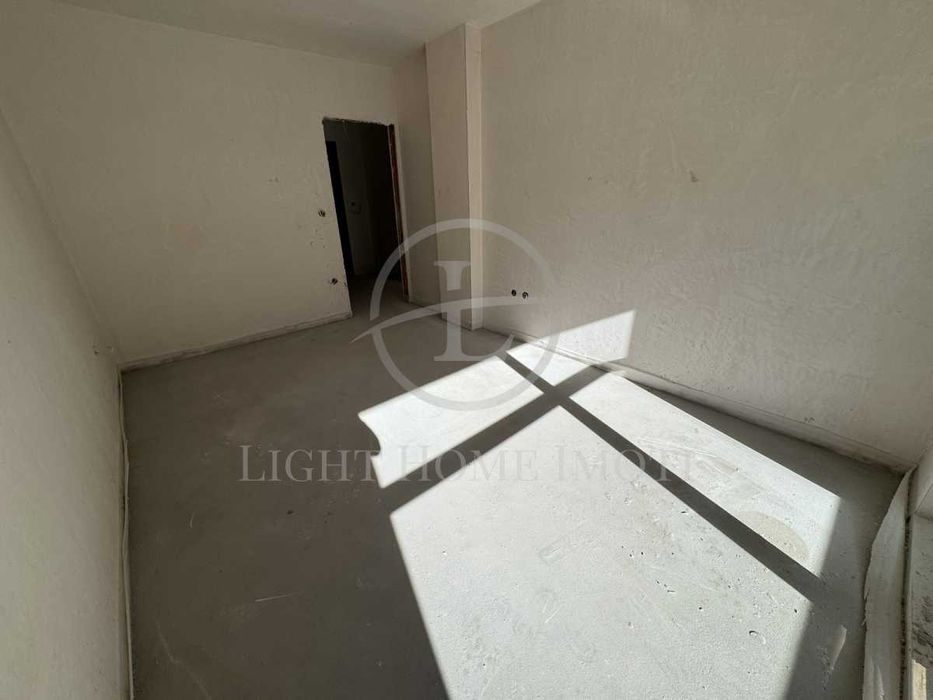 Продава се Двустаен апартамент в Пловдив, Южен - 73 кв.м за 1110 €/кв.м - Снимка #3