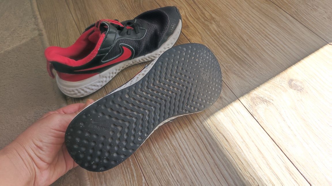 Детски маратонки Nike