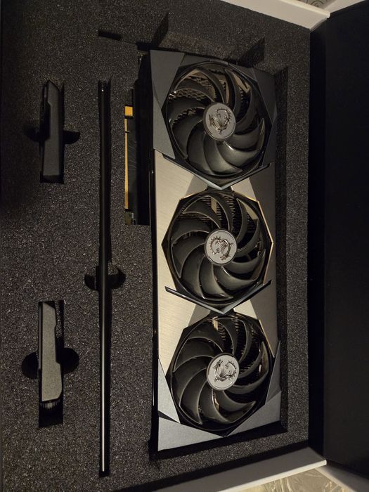 Видео карта RTX 3070 MSI Suprim X