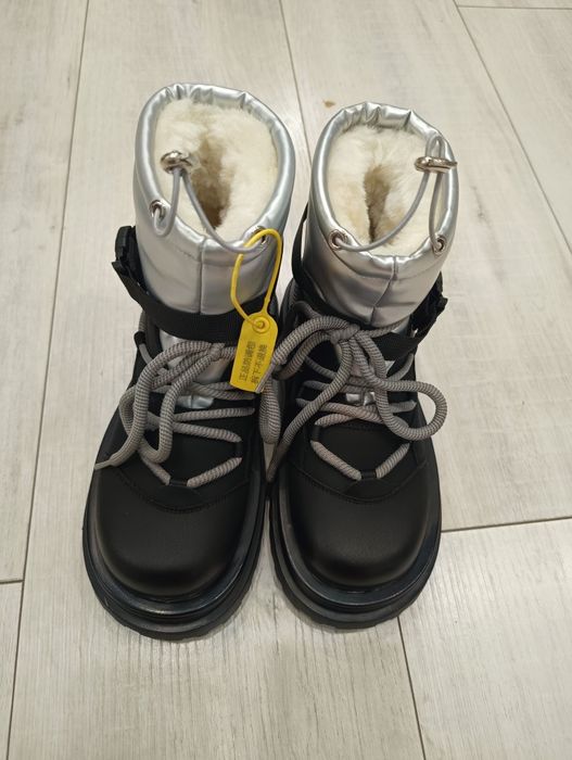 Зимние стильные ботинки