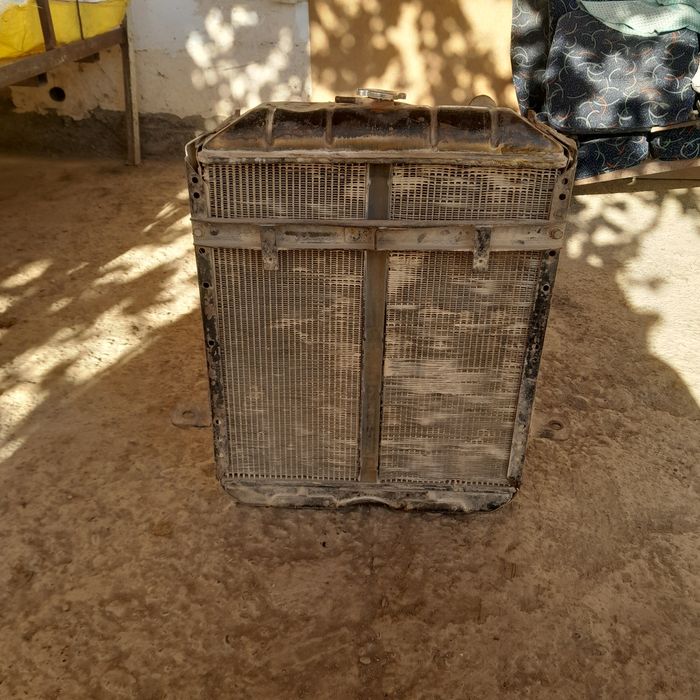 Радиатор сотилади