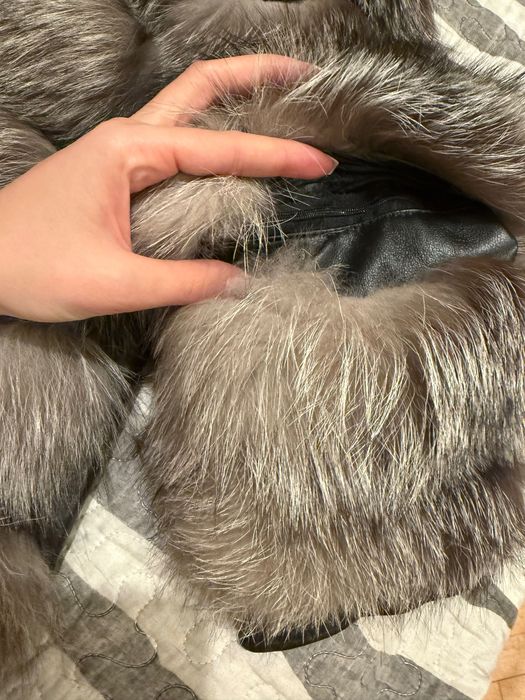 Haina din blana naturala