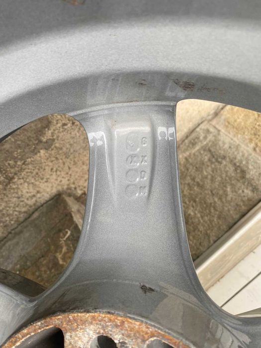 Гуми с джанти 245/65R17 за Jeep Grand cherokee
