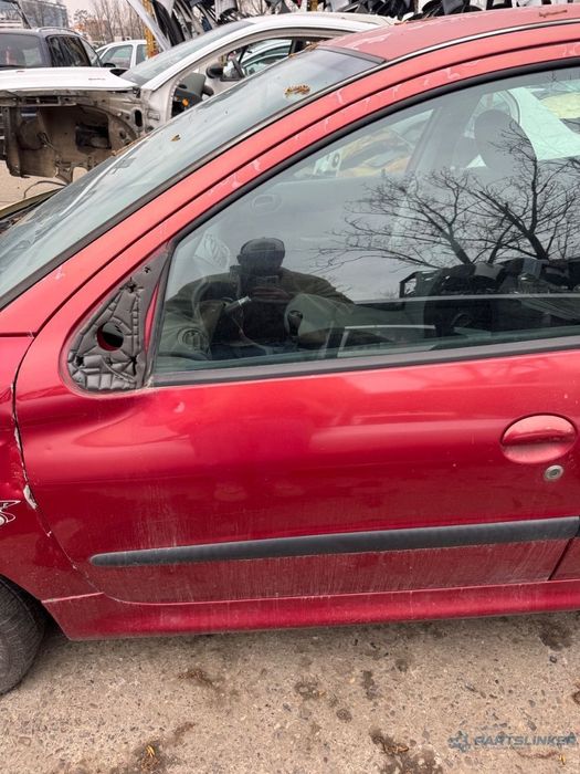 Usa portiera fata stanga PEUGEOT 206 Hatchback 2A/C 1998 - 2008 rosu EKQ