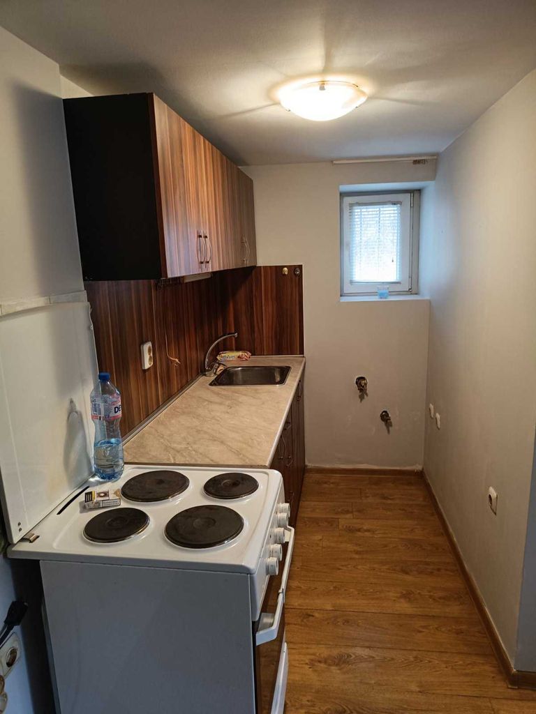 Продава се Едностаен апартамент в Казанлък - 40 кв.м за 880 €/кв.м - Снимка #2