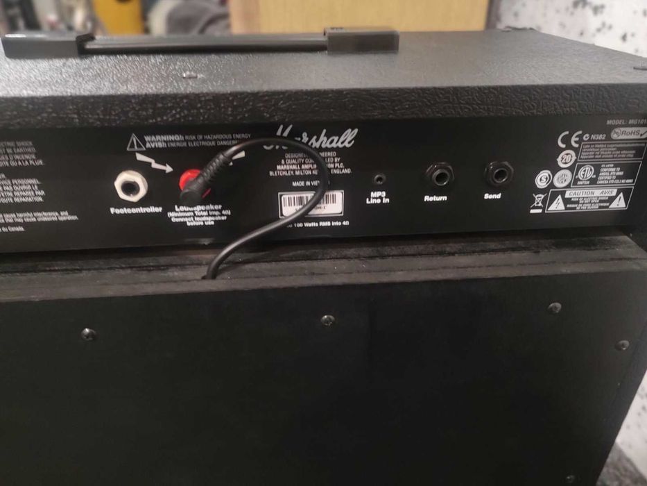 Китарен усилвател Маршал