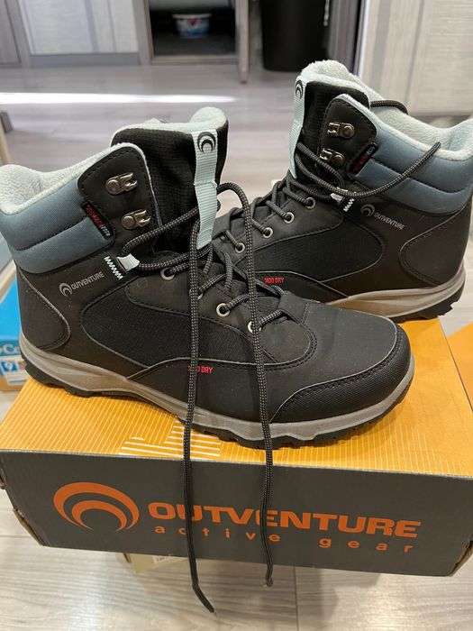 Продам ботинки весна/ осень