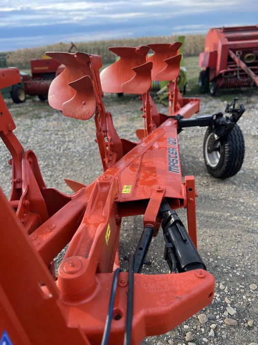 Plug Reverisbil Kuhn Master 120 Vario Cu 4 Brazde Impecabil