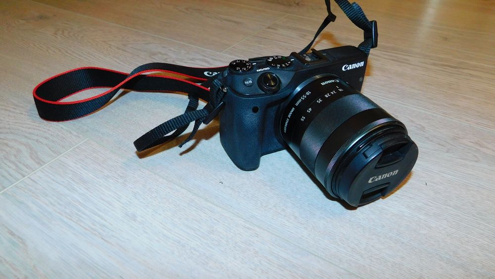 Canon Eos M3 mirrorless