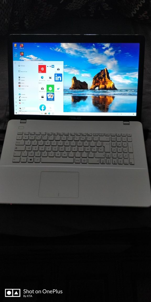 Laptop Asus X751S 17,3 inch schimb