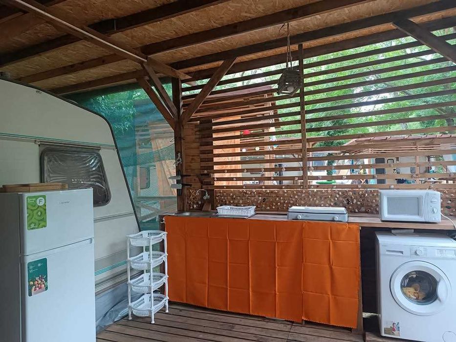 Каравана "Без грижи"къмпинг Атлиман Китен