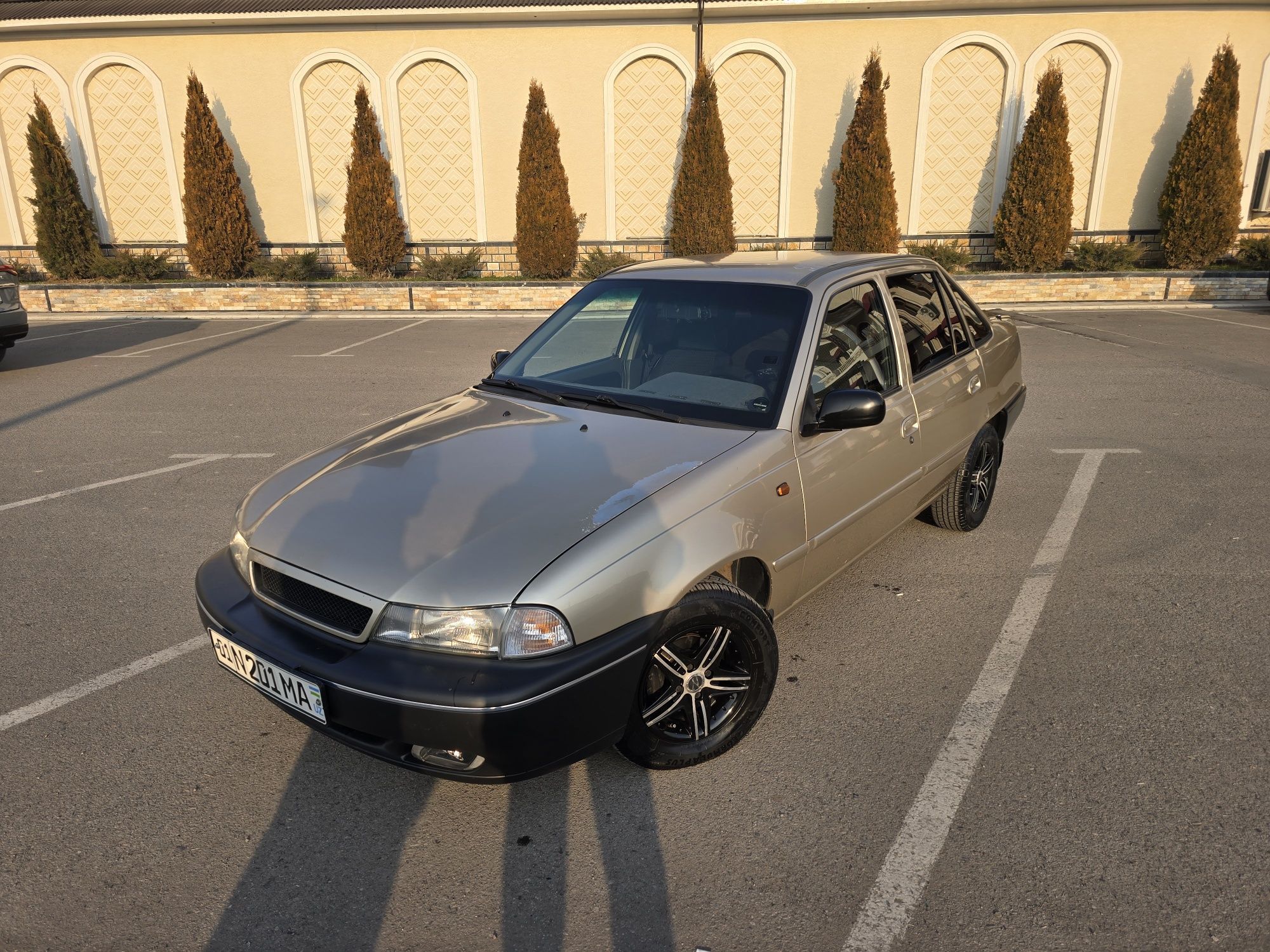Nexia 1, 1997 год, 1.5 SOHC GLE, Корея, трамблёр + комплект зимних кол