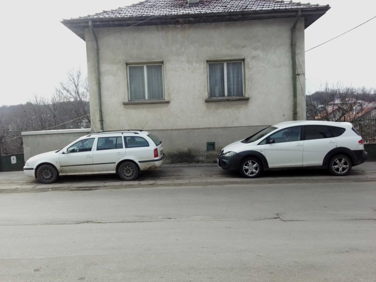 Продава се Къща в с. Алдомировци, Област София-област - 200 кв.м за 798 €/кв.м - Снимка #4