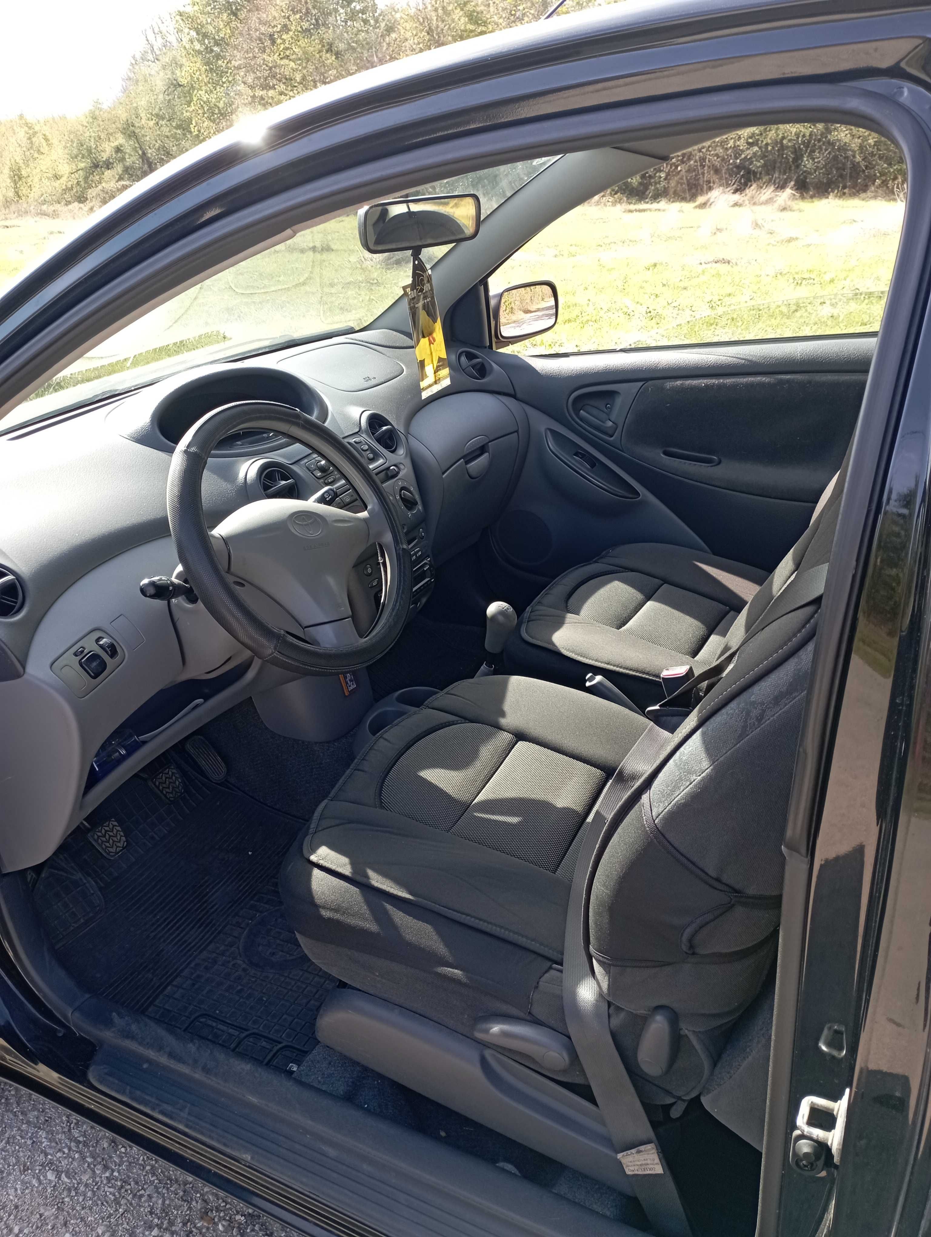 Toyota Yaris 1000 Vvti 4цилиндровия мотор с верига