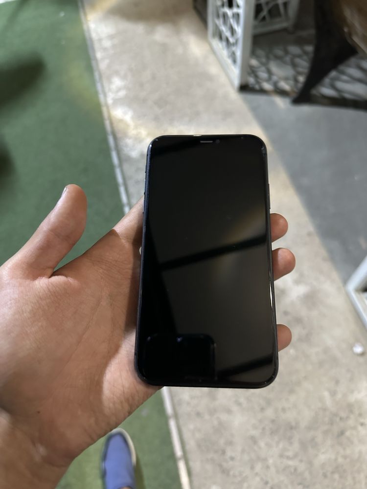 iPhone 11 Black