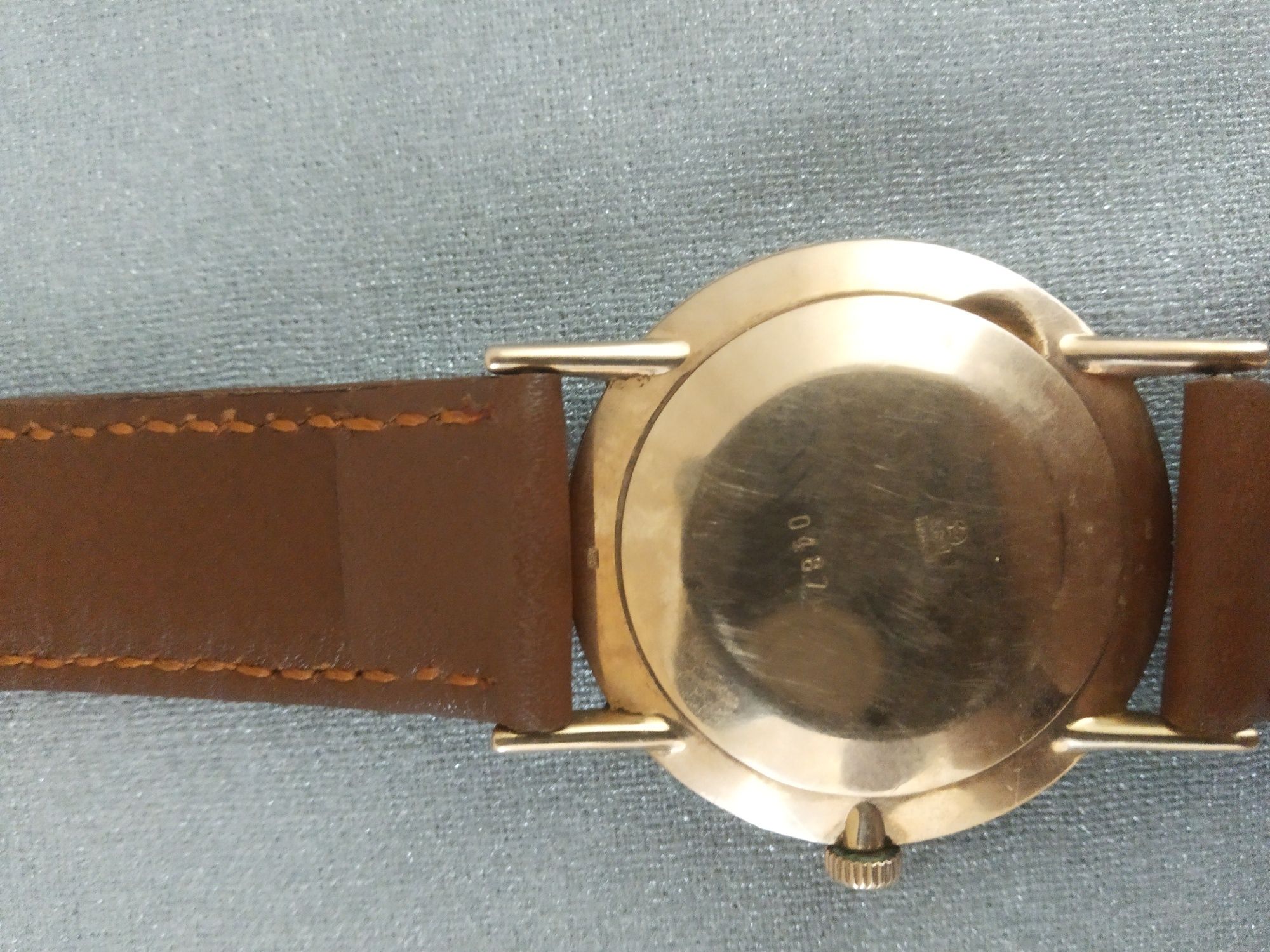 Срочно редкие золотые часы Вымпел 1963 г.
