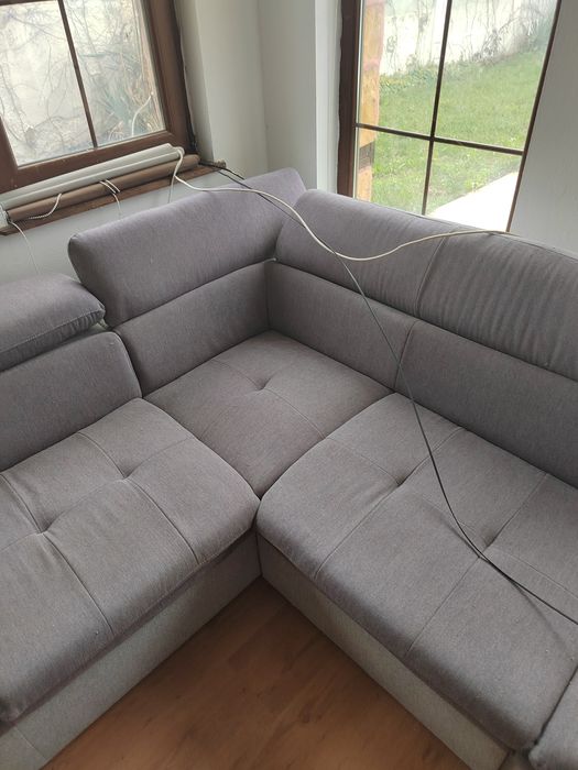 Спешно: Подарява се ъглов диван