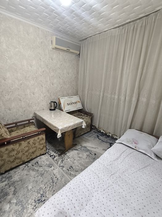 Продаю 1 ком. Бывшее общежитие Сергели 2.  Студия с обстановкой ремонт