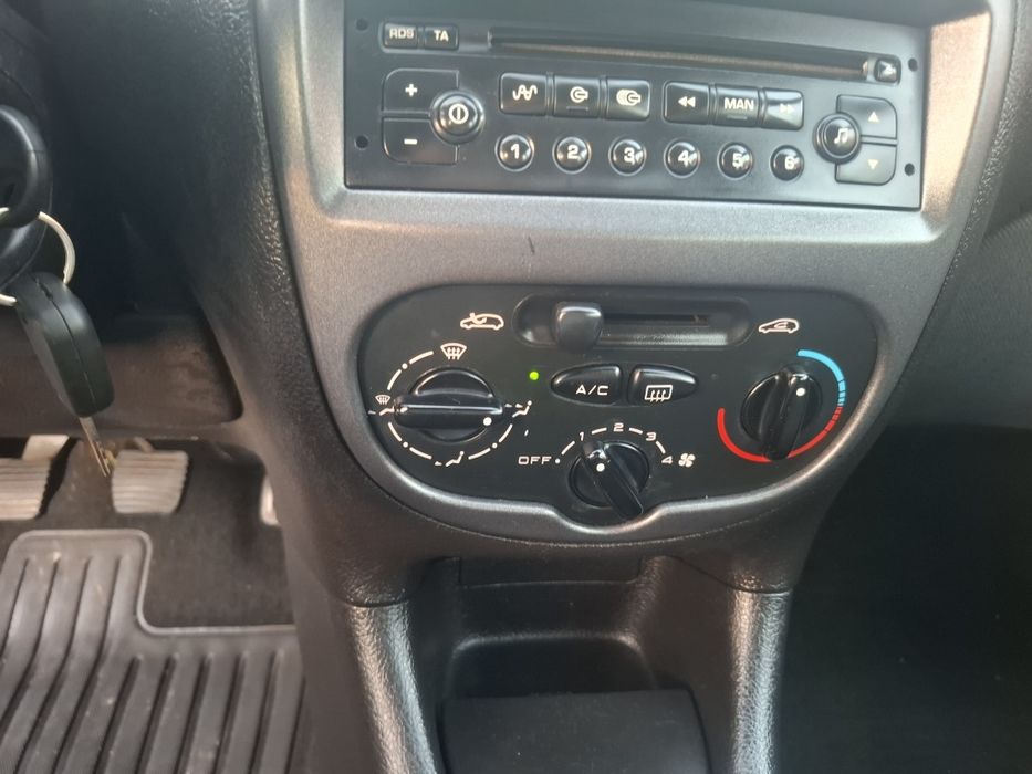 Peugeot 206 1.1 benzina 2006