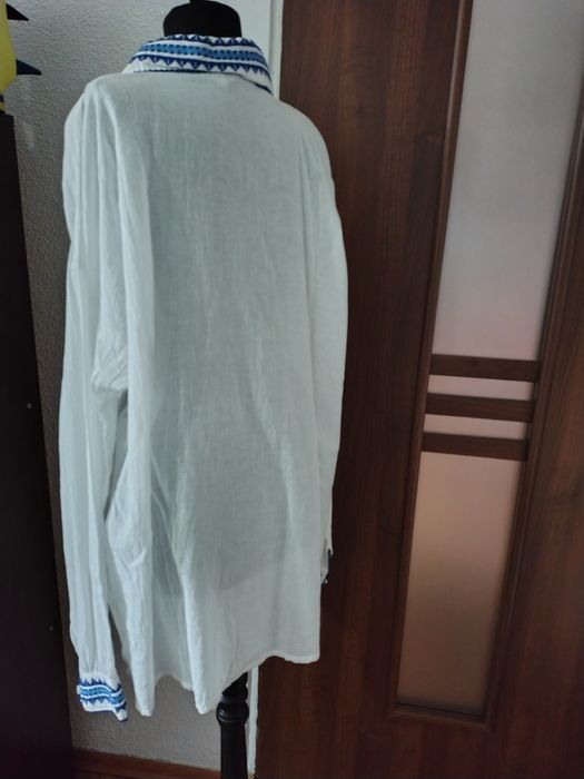 Cămașa tradiționala bărbătească