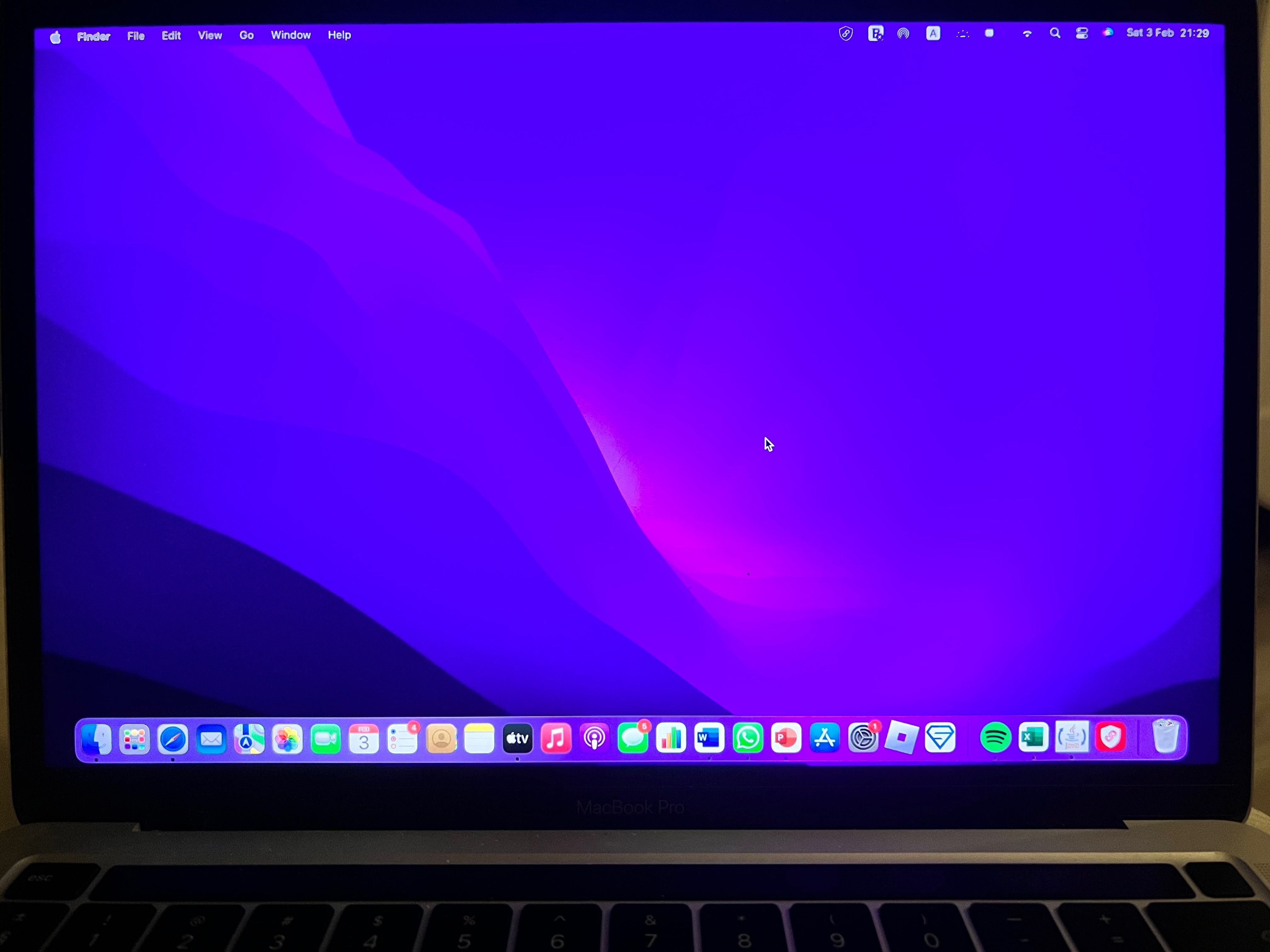 vând macbook 13 pro