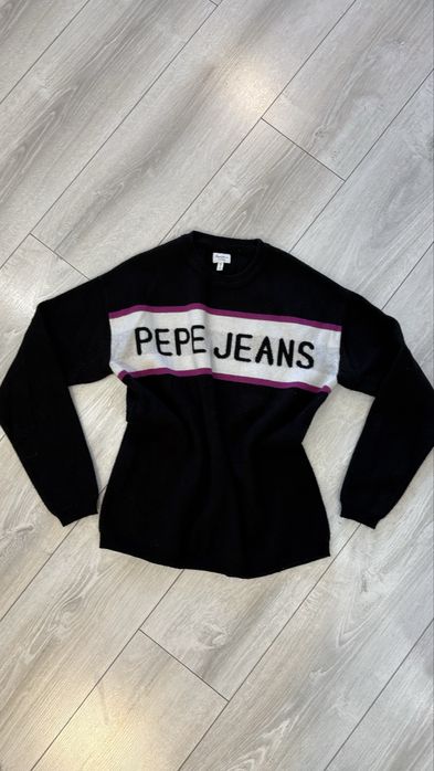 Pepe Jeans мек пуловер в черно