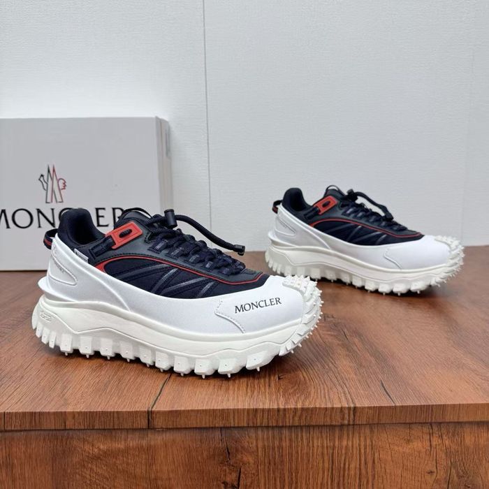 Moncler Trailgrip - marimi diferite!!