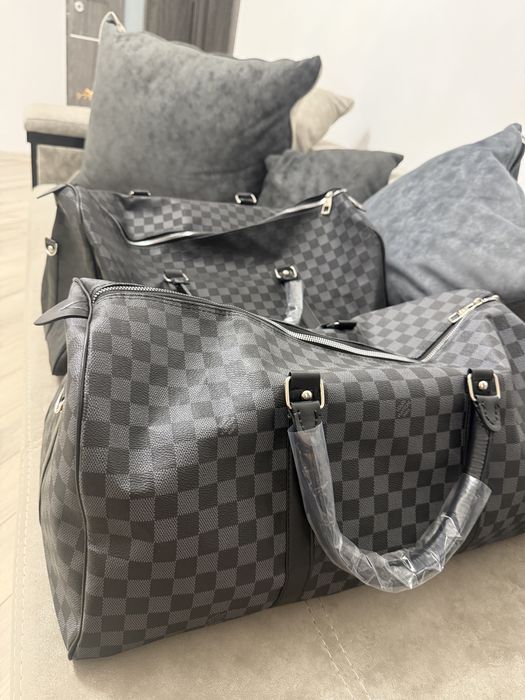 Geanta  Louis  Vuitton