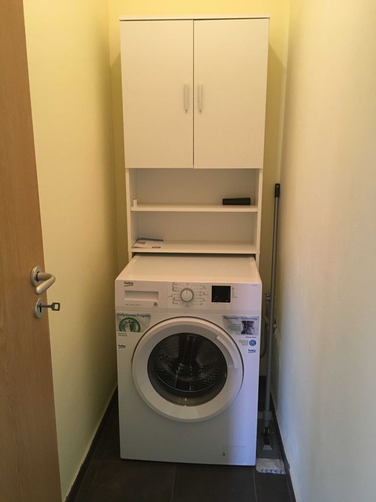 Дава се под наем Двустаен апартамент в Русе, Център - 69 кв.м за 346.8 € - Снимка #6