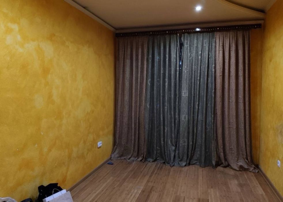 Срочно! Квартира на Ц5 3/1/4 общ пл 70м +Подвал