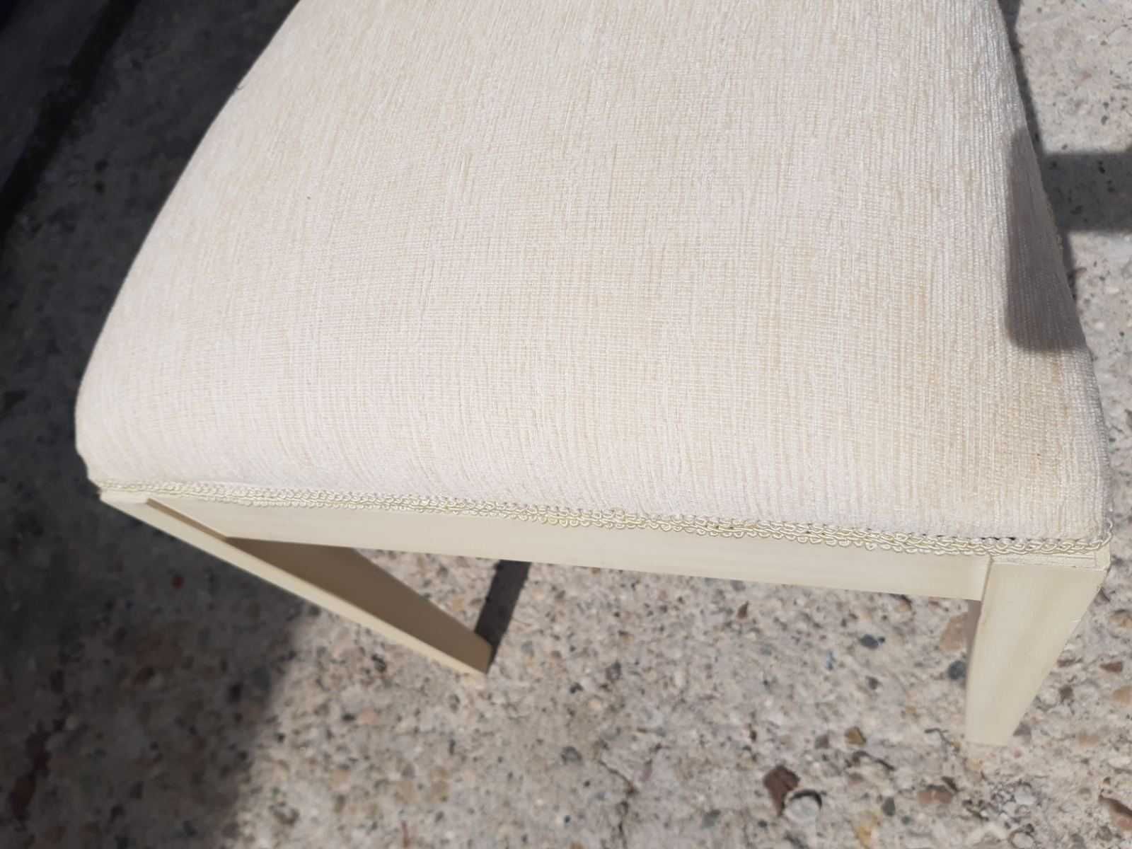 Ретро дървена трапезни столове с тапицерия. Внос Холандия