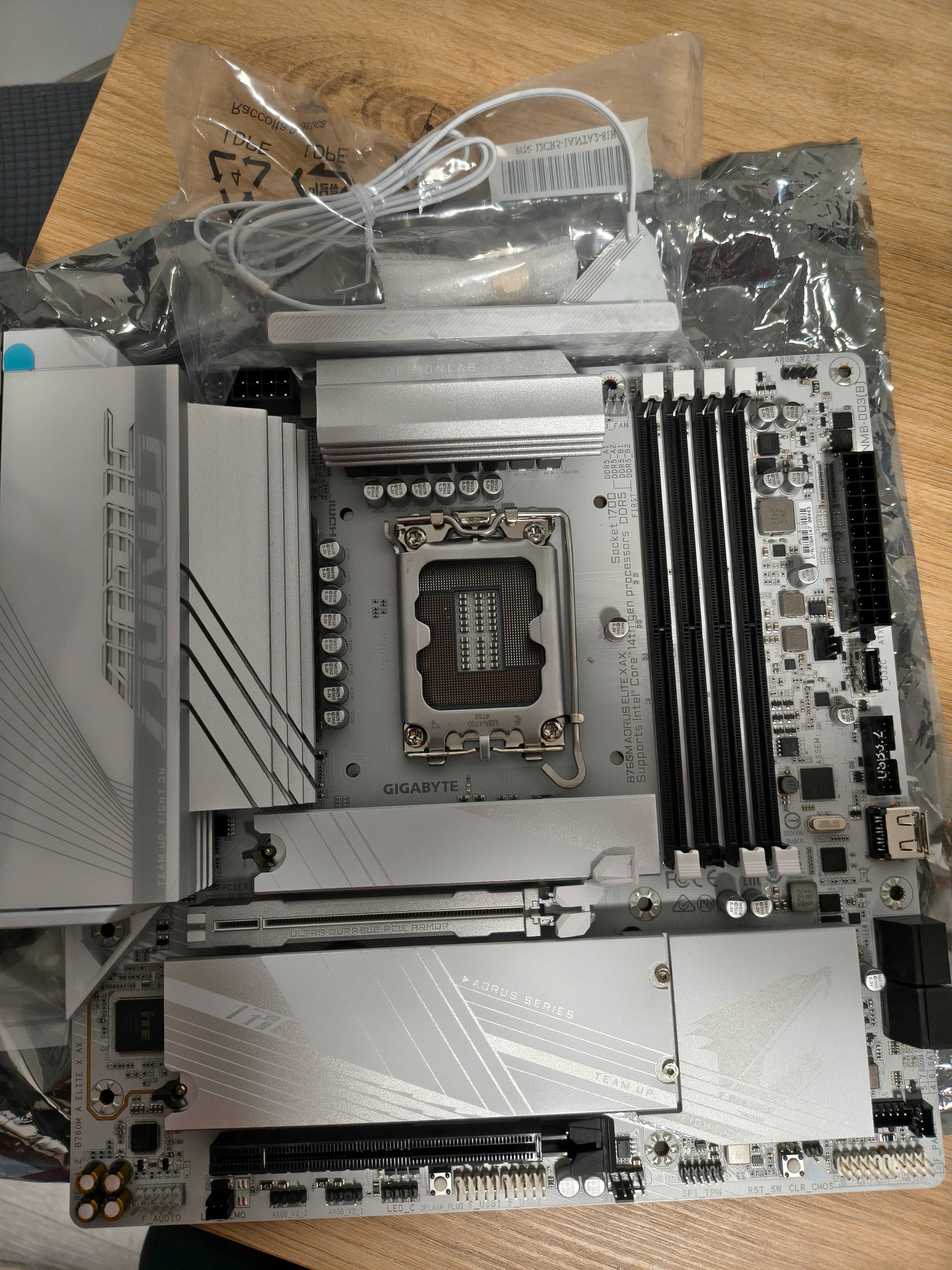 Дъно GIGABYTE B760M AORUS Elite X AX - сокет LGA1700