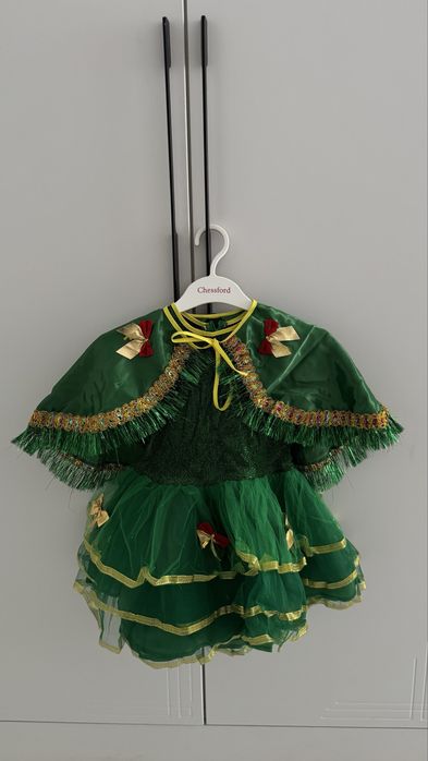 Продам детские Новогодние костюмы