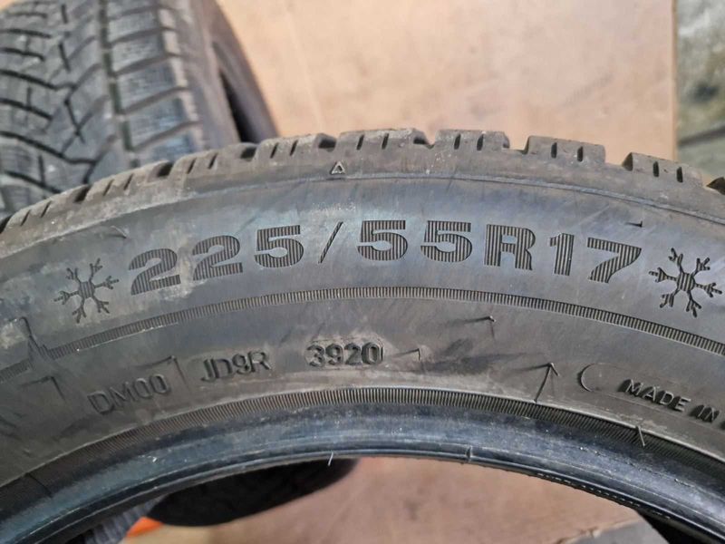 2 Dunlop R17 225/55/ 
зимни гуми DOT3920