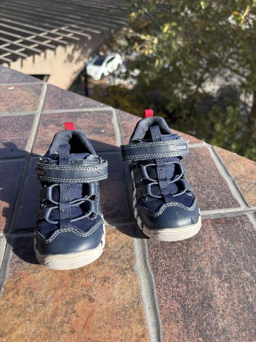 Pantofi Geox, masura 23