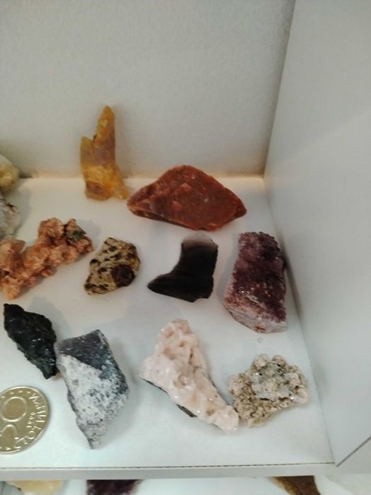 Страхотен лот от 14 минерала: аметист, турмалин, родохрозит и други